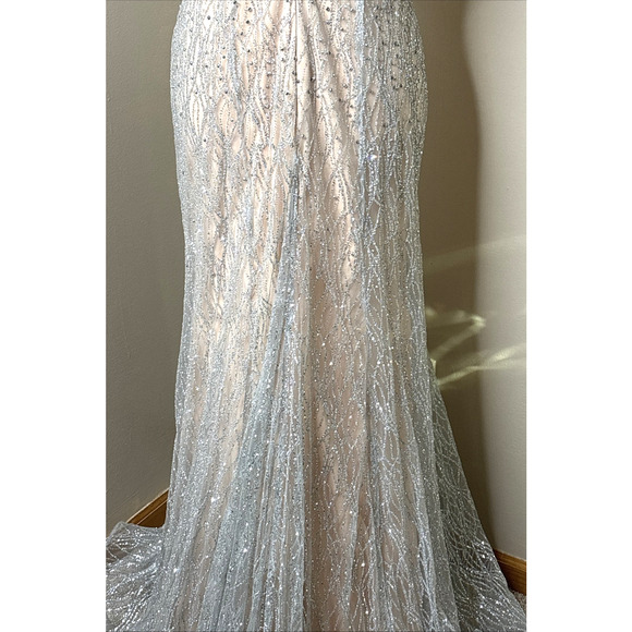 Jovani Nude Silver Beaded Plunge Evening Gown Formal Dress Size 8 - Picture 10 of 11